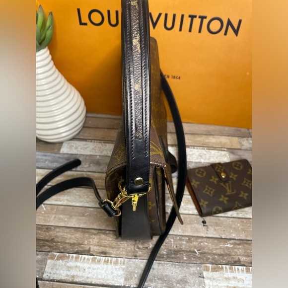 Louis Vuitton Bag & Wallet - Picture 2 of 12